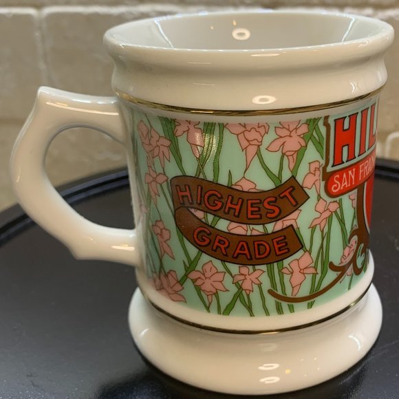 Franklin Mint Vintage HILLS BROS. COFFEE Porcelain Mug The Corner Store - Picture 3 of 7